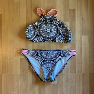 Bikini Xhilaration